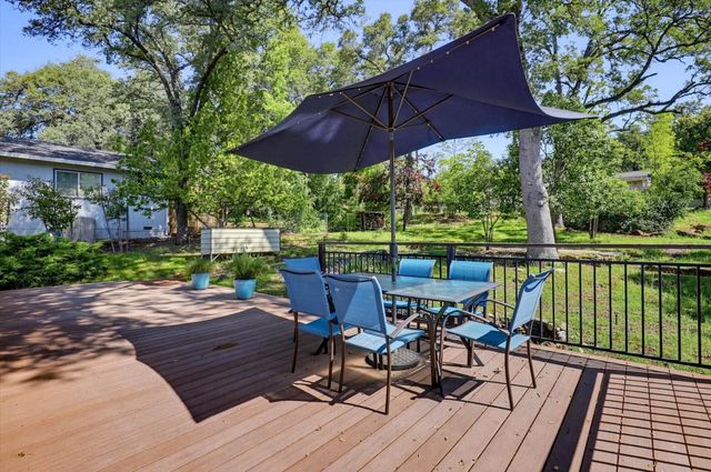 12316 Torrey Pines Dr, Auburn, CA 95602