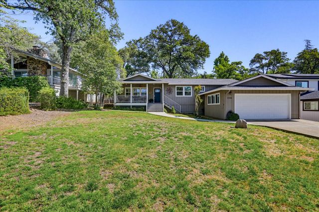 12316 Torrey Pines Dr, Auburn, CA 95602