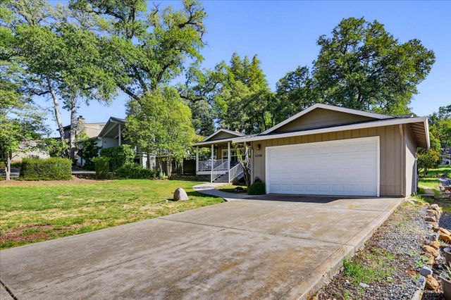 12316 Torrey Pines Dr, Auburn, CA 95602