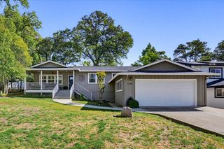 12316 Torrey Pines Dr, Auburn, CA 95602