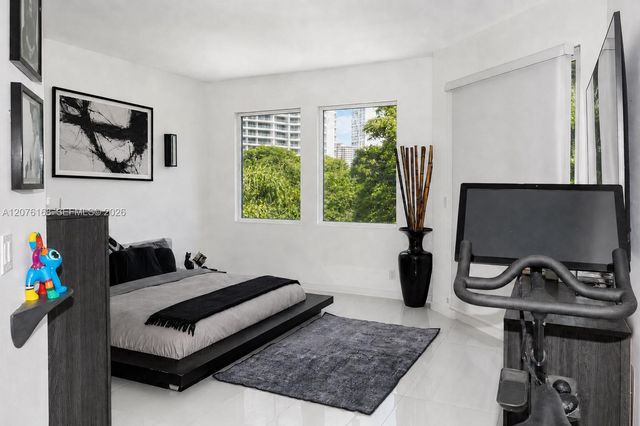 3700 Island Boulevard C402, Aventura, FL 33160