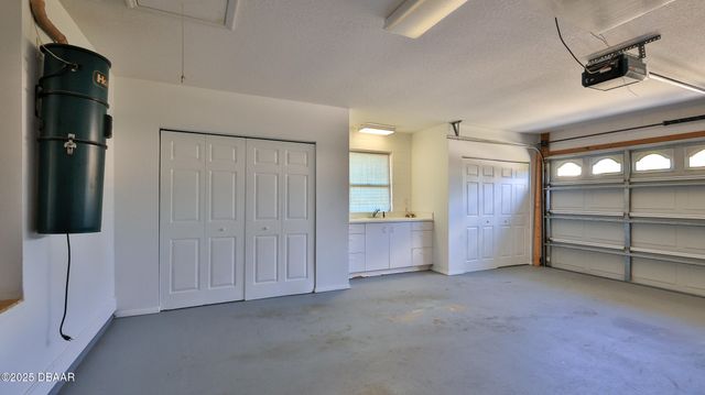 51 Bay Pointe Drive, Ormond Beach, FL 32174