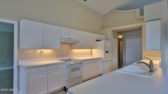 51 Bay Pointe Drive, Ormond Beach, FL 32174