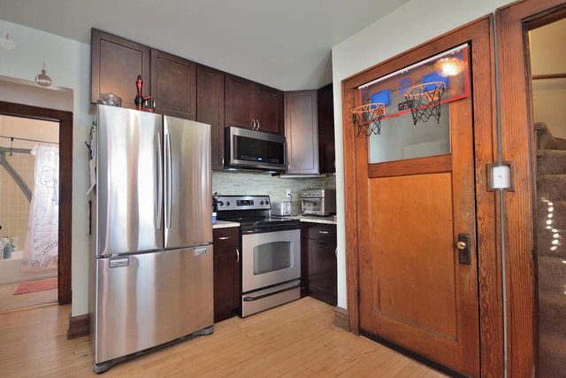 1634 Chestnut STREET, South Milwaukee, WI 53172