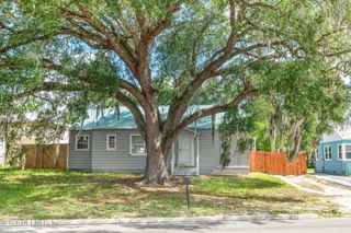 2416 CRILL Avenue, Palatka, FL 32177
