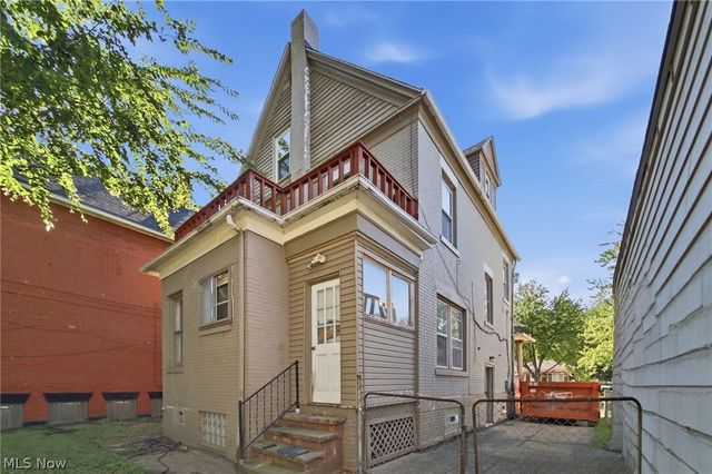 3818 Woodbridge Avenue, Cleveland, OH 44109