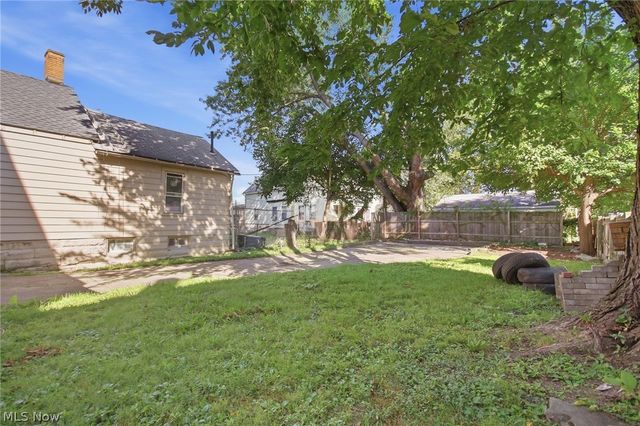 3818 Woodbridge Avenue, Cleveland, OH 44109