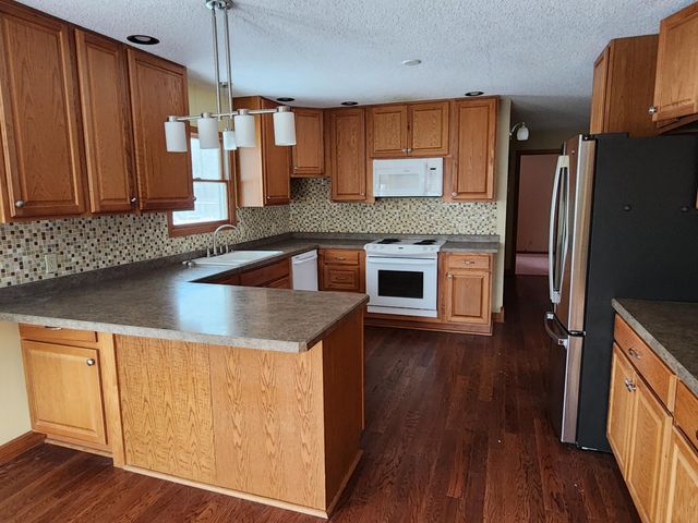 4345 72nd Street NW, Walker, MN 56484