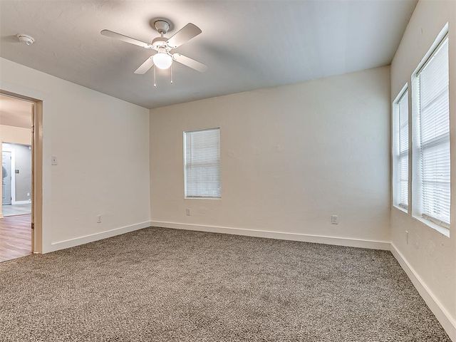 1218 W Noble Avenue, Guthrie, OK 73044