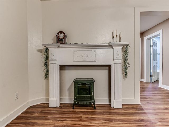 1218 W Noble Avenue, Guthrie, OK 73044