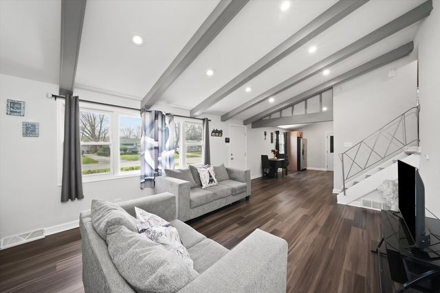 2708 OXFORD Drive, Markham, IL 60426