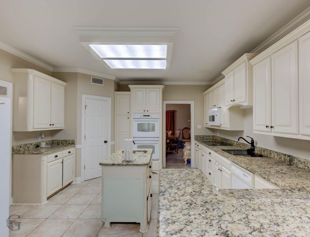 5345 Vermilion Place, Keithville, LA 71047