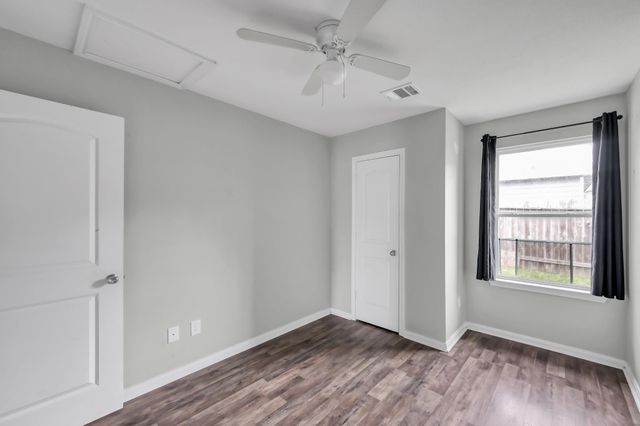 16618 E Hammon, Montgomery, TX 77316