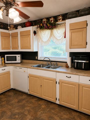 270 McFadden Cemetery Road, London, KY 40744
