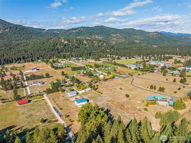 18451 Camp 12 Rd, Leavenworth, WA 98826