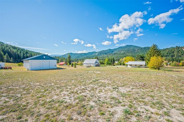 18451 Camp 12 Rd, Leavenworth, WA 98826