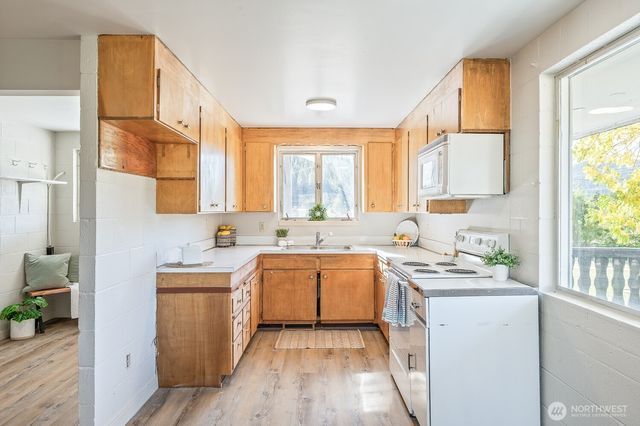 18451 Camp 12 Rd, Leavenworth, WA 98826