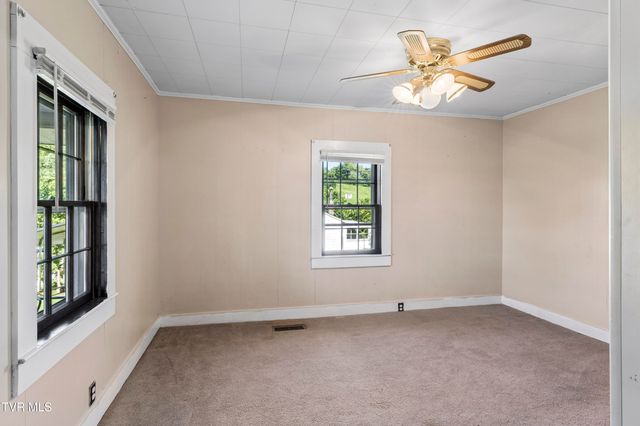 1020 Charity Hill Road, Elizabethton, TN 37643