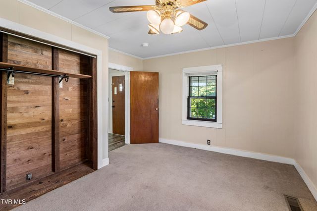 1020 Charity Hill Road, Elizabethton, TN 37643