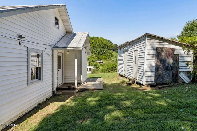 1020 Charity Hill Road, Elizabethton, TN 37643