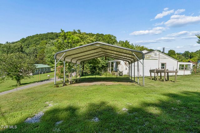 1020 Charity Hill Road, Elizabethton, TN 37643