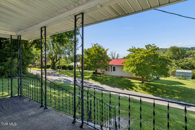 1020 Charity Hill Road, Elizabethton, TN 37643