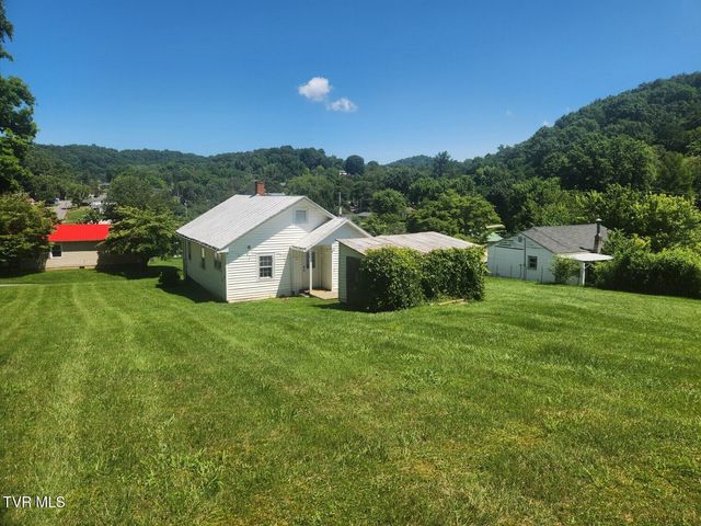 1020 Charity Hill Road, Elizabethton, TN 37643