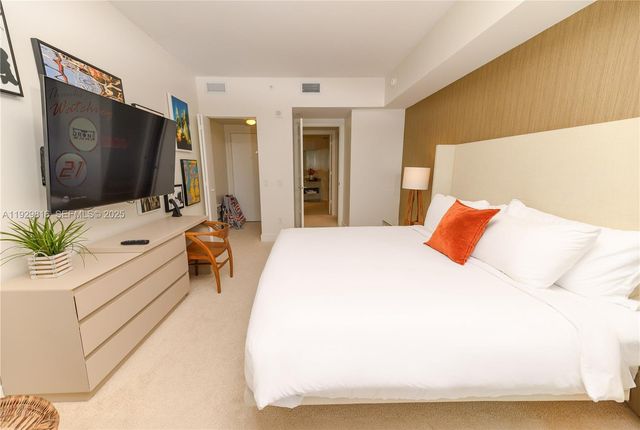 4111 S Ocean Dr 1710, Hollywood, FL 33019