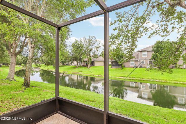 1665 VINELAND Circle B, Fleming Island, FL 32003