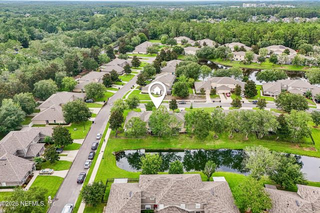 1665 VINELAND Circle B, Fleming Island, FL 32003
