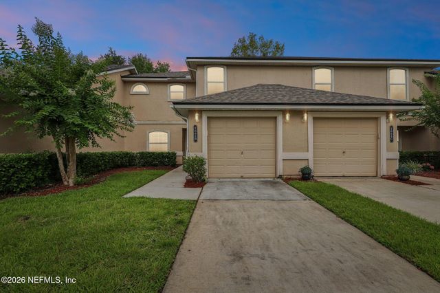 1665 VINELAND Circle B, Fleming Island, FL 32003