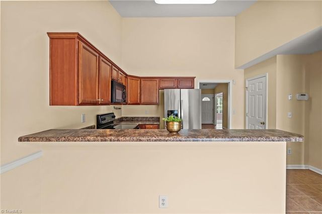 3925 Parkview Court, Winston-salem, NC 27127