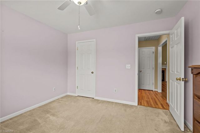 3925 Parkview Court, Winston-salem, NC 27127