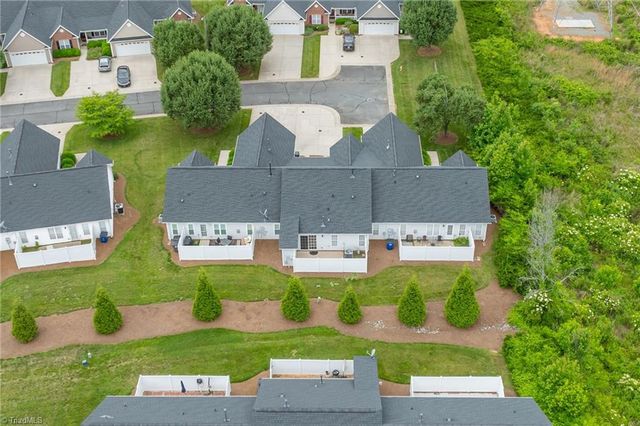 3925 Parkview Court, Winston-salem, NC 27127