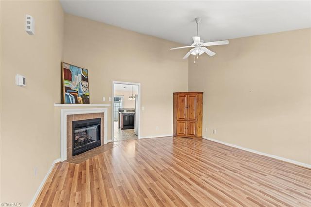3925 Parkview Court, Winston-salem, NC 27127