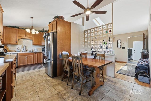 2714 South Columbus, Boise, ID 83705