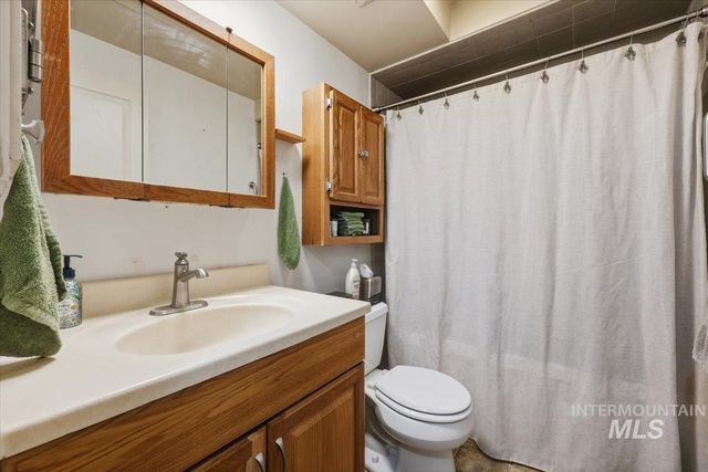 2714 South Columbus, Boise, ID 83705