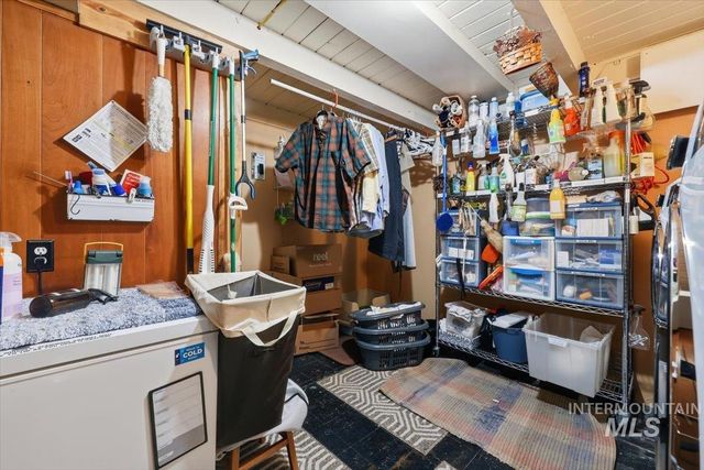 2714 South Columbus, Boise, ID 83705