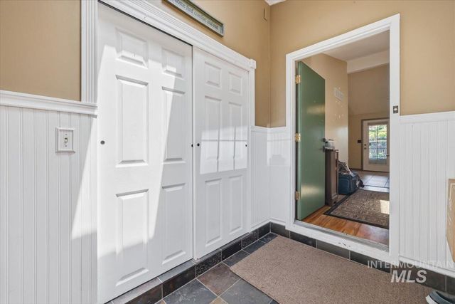 2714 South Columbus, Boise, ID 83705