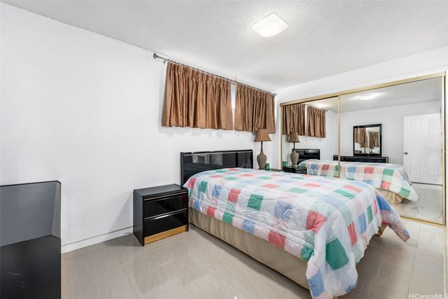 2421 Ala Wai Boulevard PH1, Honolulu, HI 96815