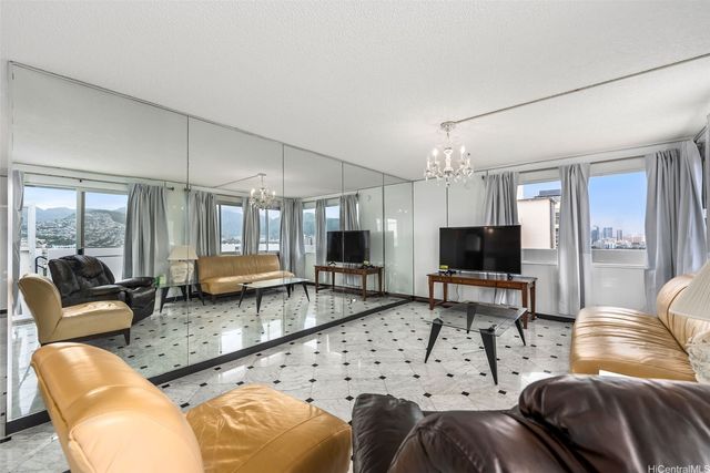 2421 Ala Wai Boulevard PH1, Honolulu, HI 96815