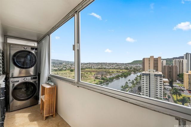 2421 Ala Wai Boulevard PH1, Honolulu, HI 96815