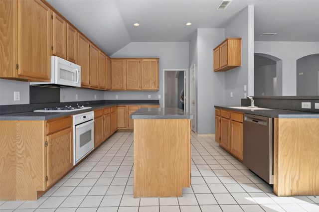 1005 Wilderness Trail, Crowley, TX 76036