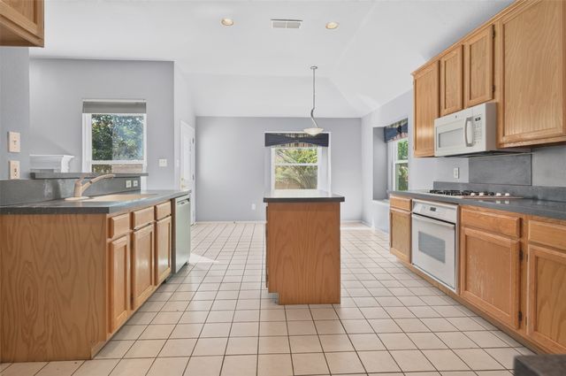 1005 Wilderness Trail, Crowley, TX 76036
