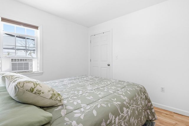 51 Sterling Rd, Brockton, MA 02301