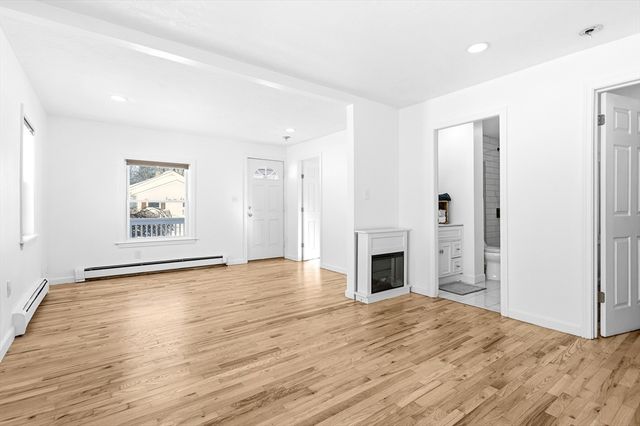 51 Sterling Rd, Brockton, MA 02301