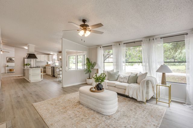 2600 Houston Court, Granbury, TX 76048