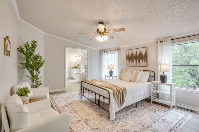 2600 Houston Court, Granbury, TX 76048