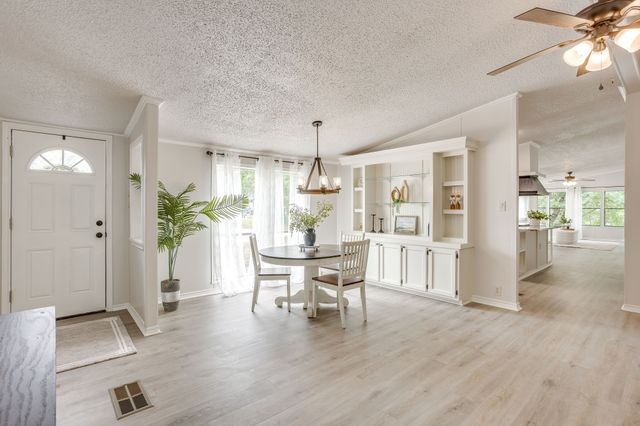 2600 Houston Court, Granbury, TX 76048