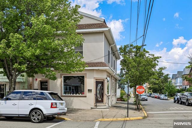 63 Union Boulevard, Wallington, NJ 07057